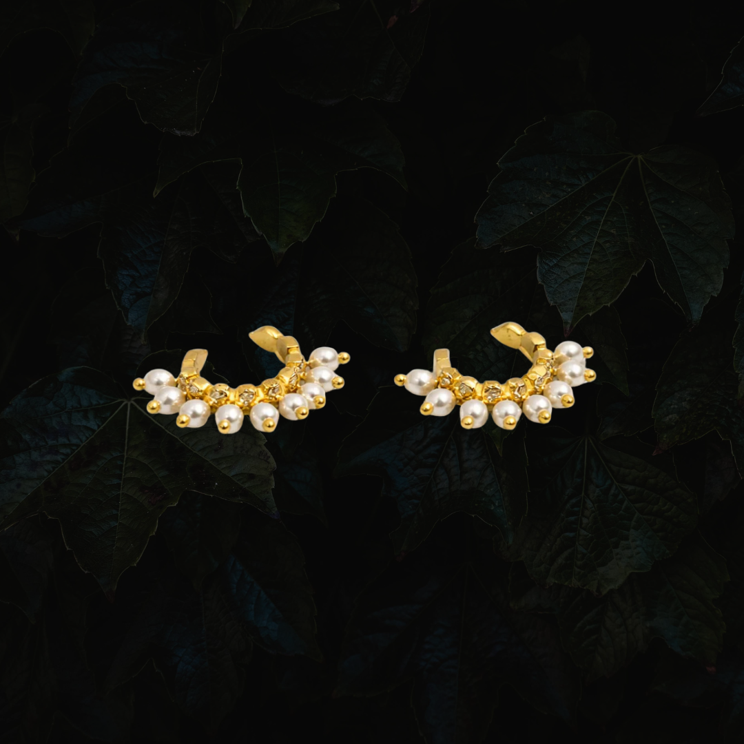 PEARL PRESS ON EAR CUFF