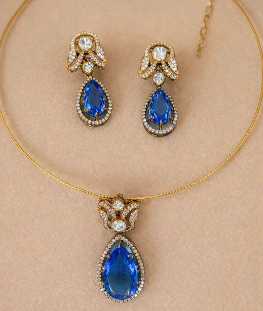BLUE PENDANT SET